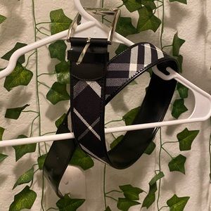Burberry belt size 0-4